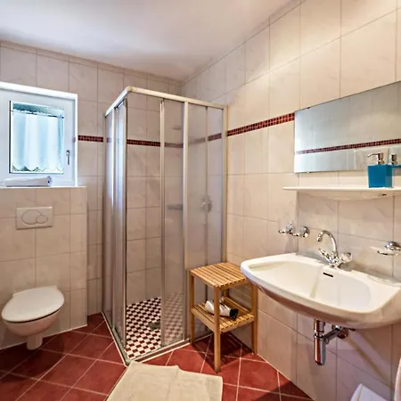 Helena Apartment